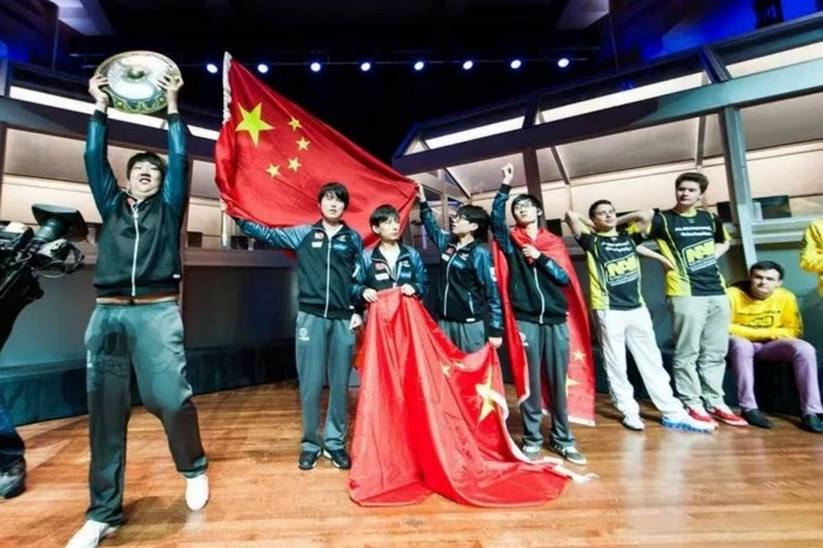 长风十五载極火永不熄！iG电子竞技俱乐部迎来十五周年(图2)